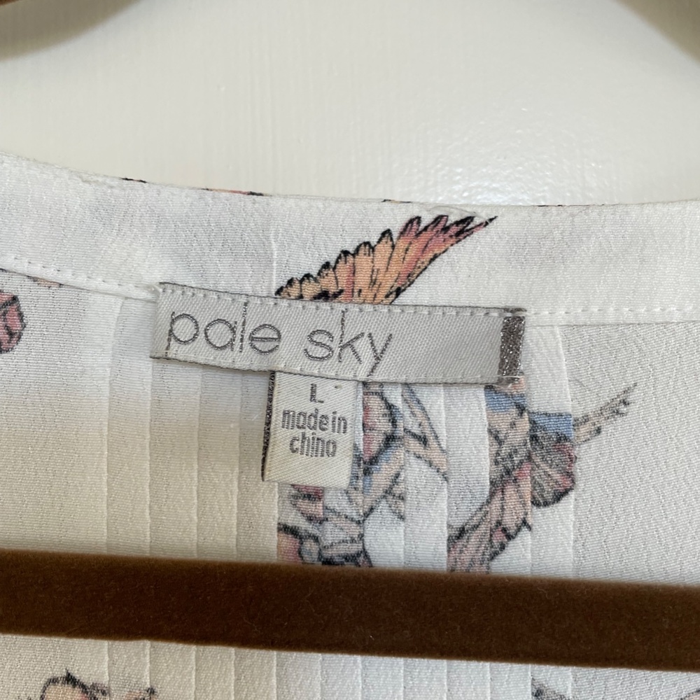 Pale Sky Elfega Split Neck Pleated Top (Stitch Fix) - Picture 2 of 4